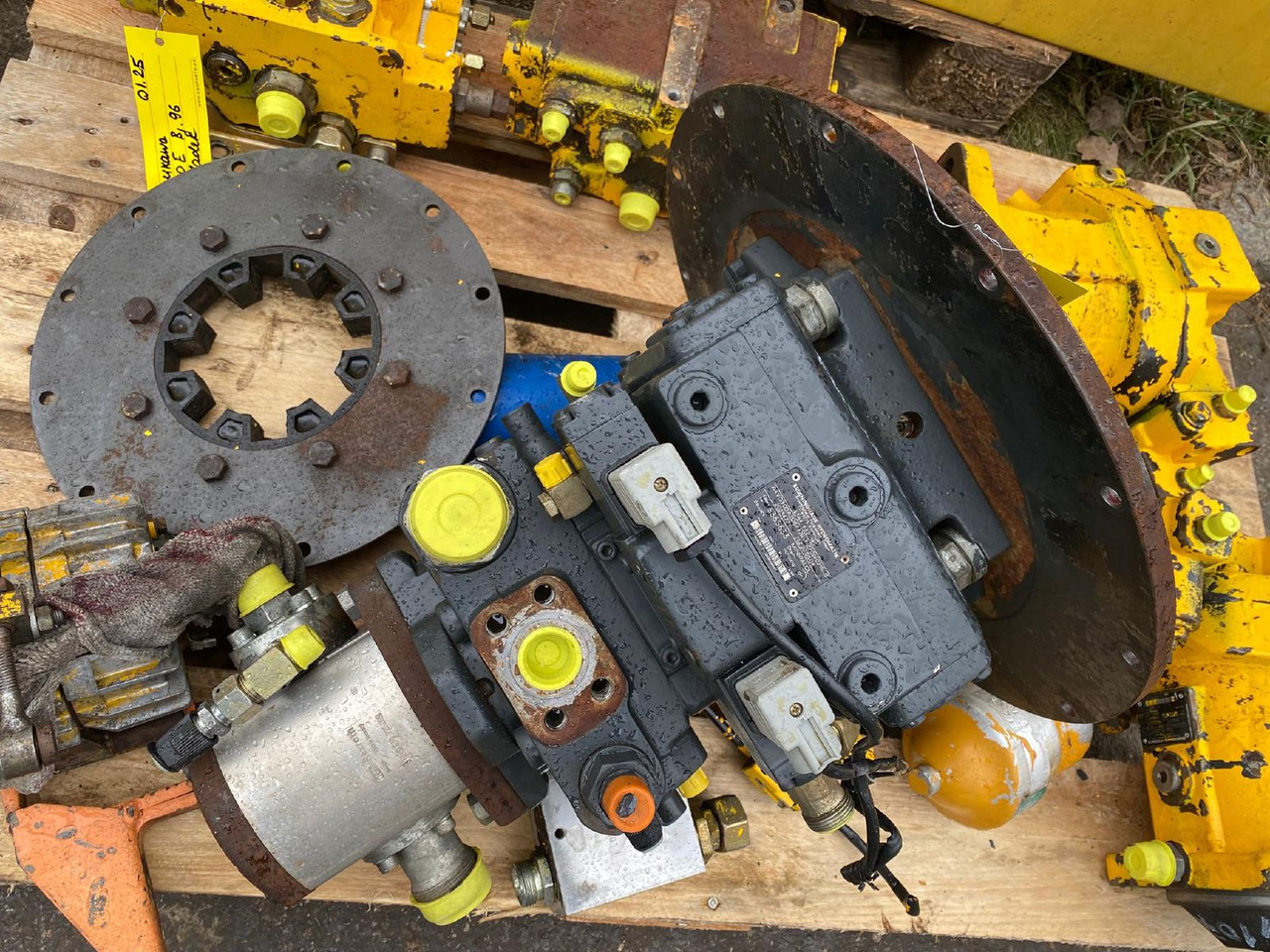 Furukawa Hydromatik A4VG 90 - Pompe hydraulique pour Engins de chantier: photos 1 Furukawa Hydromatik A4VG 90 - Pompe hydraulique pour Engins de chantier: photos 1