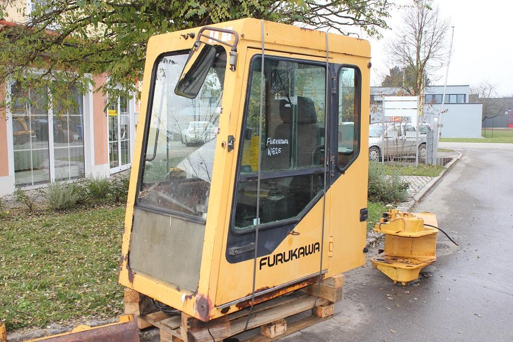 Furukawa W625 - Cabine pour Engins de chantier: photos 1 Furukawa W625 - Cabine pour Engins de chantier: photos 1