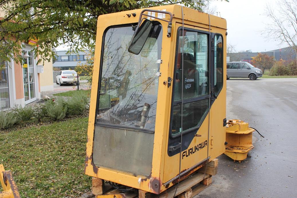 Furukawa W625 - Cabine pour Engins de chantier: photos 2 Furukawa W625 - Cabine pour Engins de chantier: photos 2
