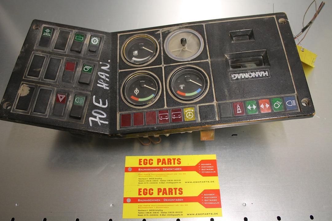 Hanomag 70 E - Panel de instrumentos pour Engins de chantier: photos 1 Hanomag 70 E - Panel de instrumentos pour Engins de chantier: photos 1
