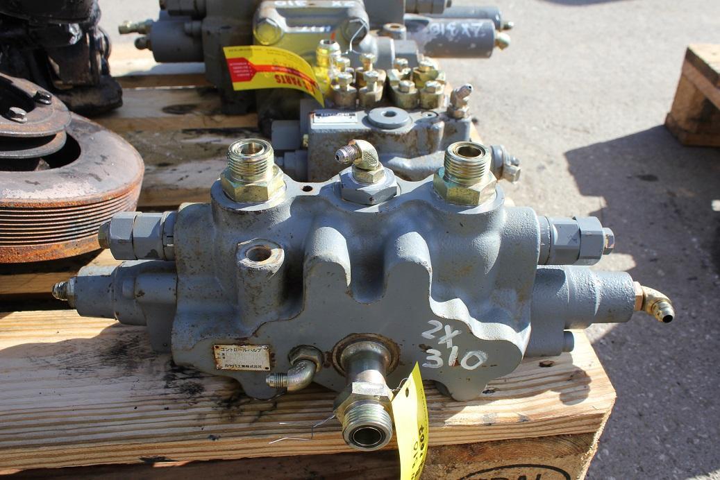 Hitachi ZW 310 - Valve hydraulique pour Engins de chantier: photos 3 Hitachi ZW 310 - Valve hydraulique pour Engins de chantier: photos 3