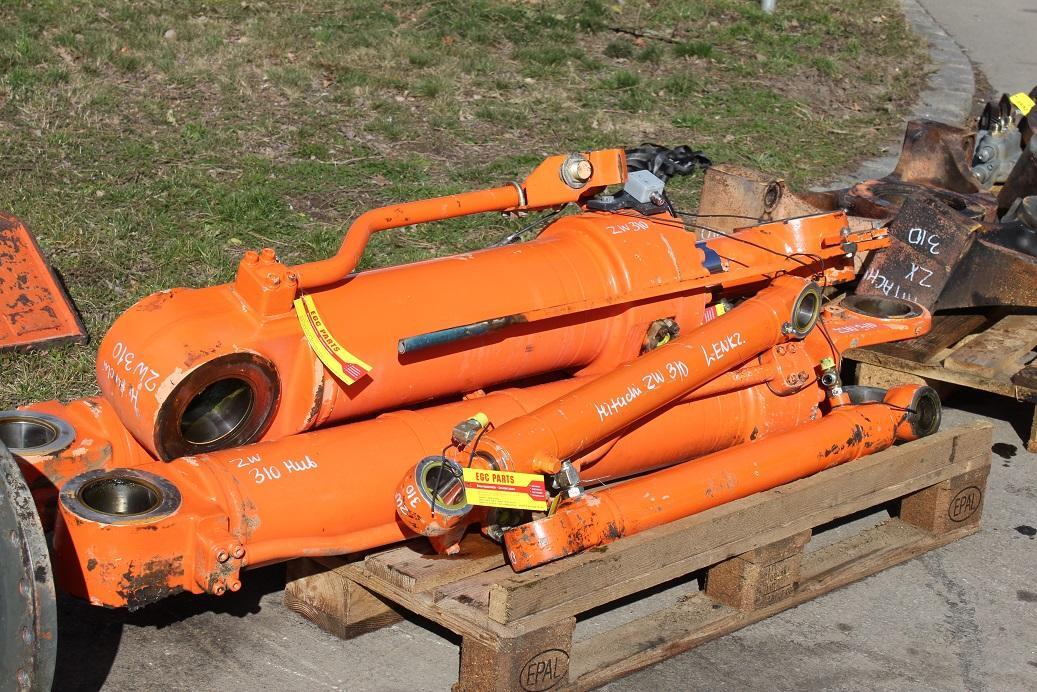 Hitachi ZW 310 - Vérin hydraulique pour Engins de chantier: photos 2 Hitachi ZW 310 - Vérin hydraulique pour Engins de chantier: photos 2