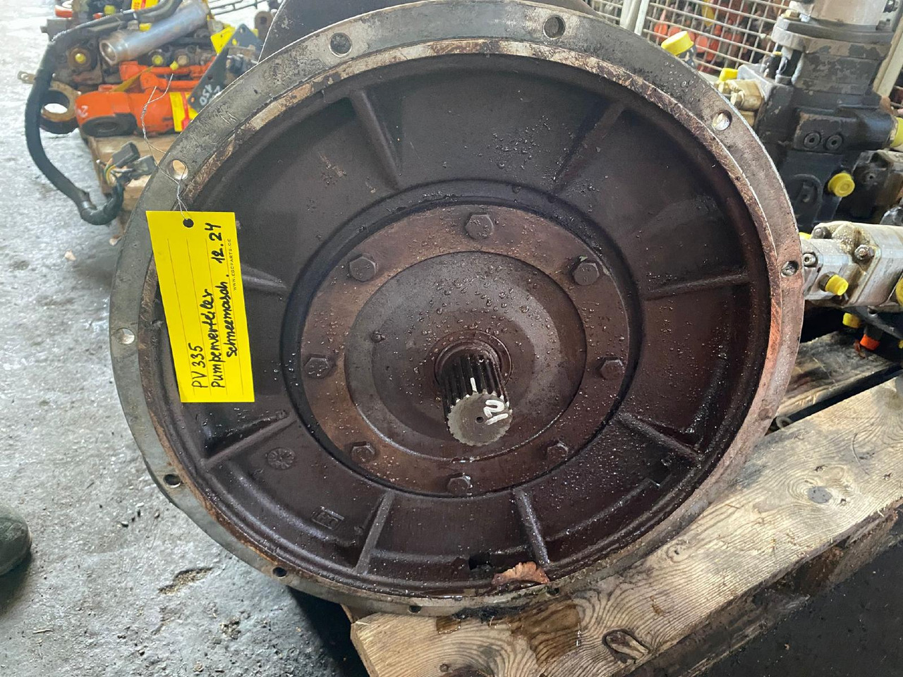 Hydraulique pour Véhicule de voirie/ Spécial Kässbohrer PB 240D: photos 6 Hydraulique pour Véhicule de voirie/ Spécial Kässbohrer PB 240D: photos 6