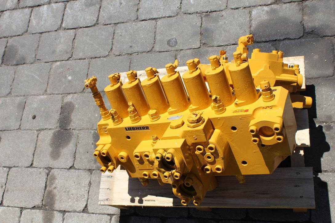 Liebherr 900 Lit. - Valve hydraulique pour Engins de chantier: photos 4 Liebherr 900 Lit. - Valve hydraulique pour Engins de chantier: photos 4