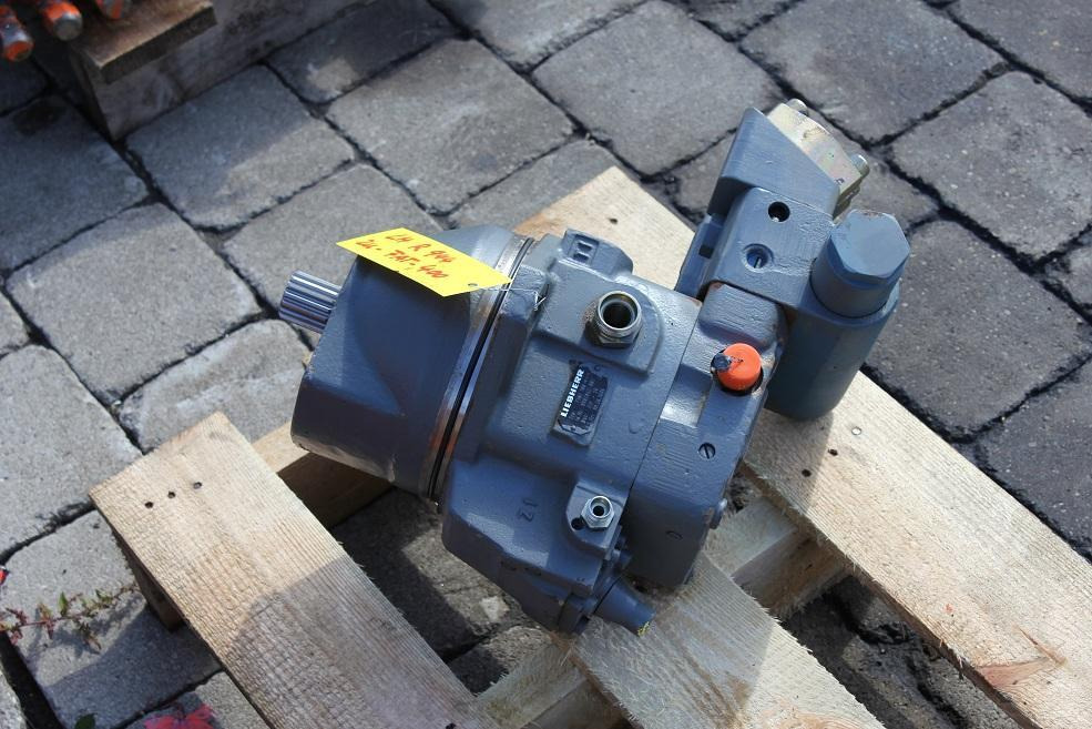 Liebherr 944 - Moteur de translation pour Engins de chantier: photos 4 Liebherr 944 - Moteur de translation pour Engins de chantier: photos 4