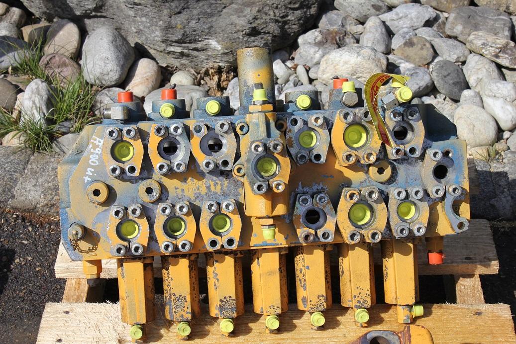 Liebherr A 900 LIT - Valve hydraulique pour Engins de chantier: photos 2 Liebherr A 900 LIT - Valve hydraulique pour Engins de chantier: photos 2