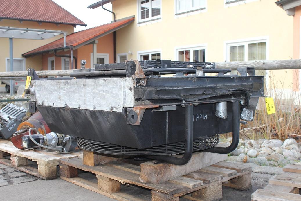 Liebherr A 934 - Système de refroidissement pour Engins de chantier: photos 3 Liebherr A 934 - Système de refroidissement pour Engins de chantier: photos 3