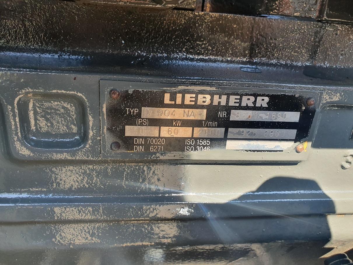 Liebherr D 904 NA aus LH R 902 - Moteur pour Engins de chantier: photos 3 Liebherr D 904 NA aus LH R 902 - Moteur pour Engins de chantier: photos 3