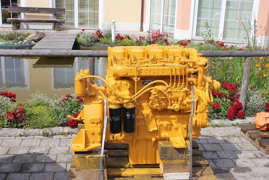 Liebherr D904 NA aus LH R 912 - Moteur pour Engins de chantier: photos 2 Liebherr D904 NA aus LH R 912 - Moteur pour Engins de chantier: photos 2