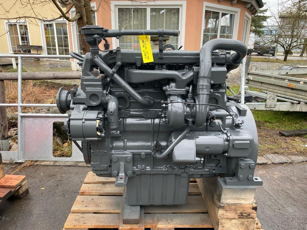 Liebherr D904T aus PR 722 - Moteur pour Engins de chantier: photos 1 Liebherr D904T aus PR 722 - Moteur pour Engins de chantier: photos 1
