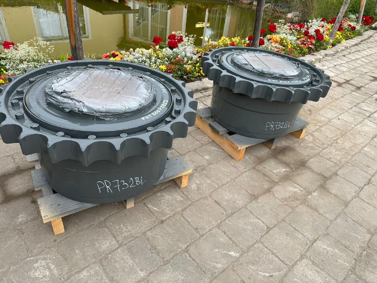 Liebherr FAT 500P595D aus PR 732 - Moteur de translation pour Engins de chantier: photos 3 Liebherr FAT 500P595D aus PR 732 - Moteur de translation pour Engins de chantier: photos 3