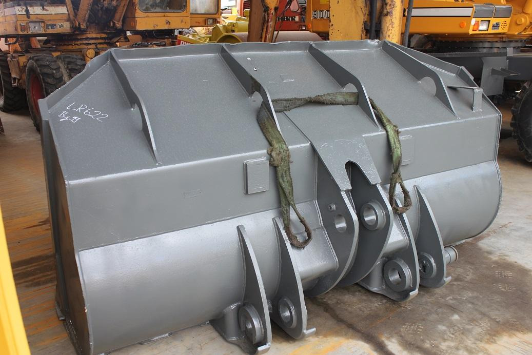 Godet pour chargeur pour Engins de chantier Liebherr LR 622: photos 6 Godet pour chargeur pour Engins de chantier Liebherr LR 622: photos 6