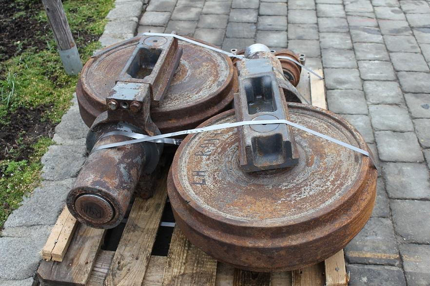 Liebherr R 914 - Pièces de train de roulement pour Engins de chantier: photos 3 Liebherr R 914 - Pièces de train de roulement pour Engins de chantier: photos 3