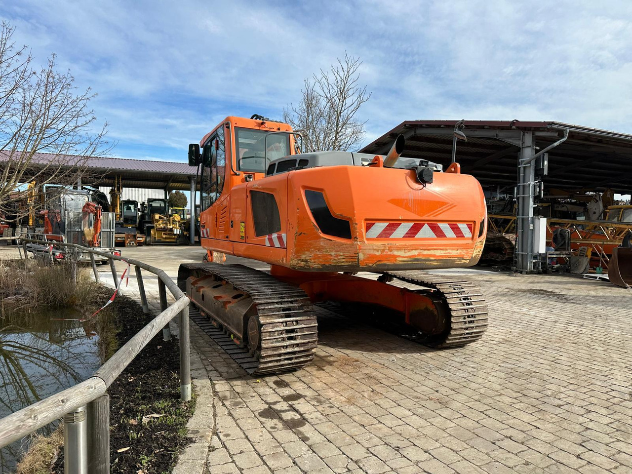 Pelle sur chenille Liebherr R 916 LC: photos 9