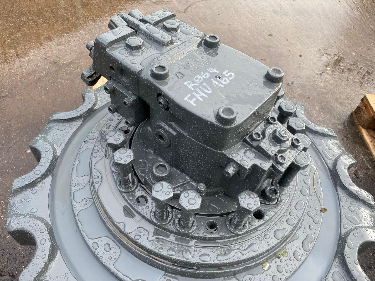 Liebherr R 964 B LIT - Moteur de translation pour Engins de chantier: photos 3 Liebherr R 964 B LIT - Moteur de translation pour Engins de chantier: photos 3