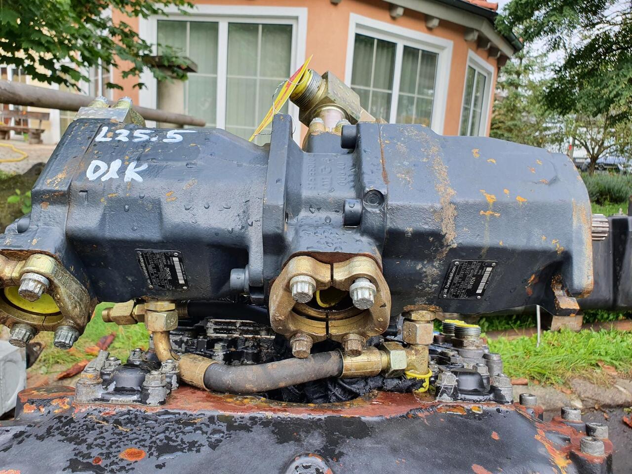 O&K L 25.5 - Pompe hydraulique pour Chargeuse sur pneus: photos 1 O&K L 25.5 - Pompe hydraulique pour Chargeuse sur pneus: photos 1