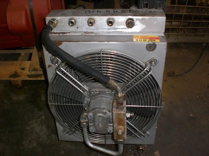 O&K RH 5 PMS - Radiateur d'huile pour Engins de chantier: photos 1 O&K RH 5 PMS - Radiateur d'huile pour Engins de chantier: photos 1