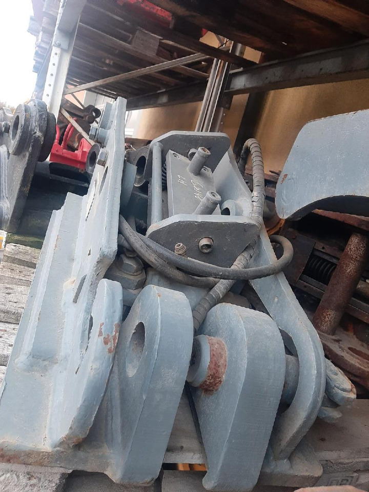 Paal aus Atlas 1304 - Attache rapide pour Engins de chantier: photos 3 Paal aus Atlas 1304 - Attache rapide pour Engins de chantier: photos 3