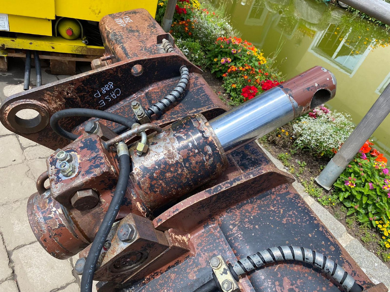 Case 888 P - Pièces de rechange pour Pelle sur pneus: photos 5 Case 888 P - Pièces de rechange pour Pelle sur pneus: photos 5