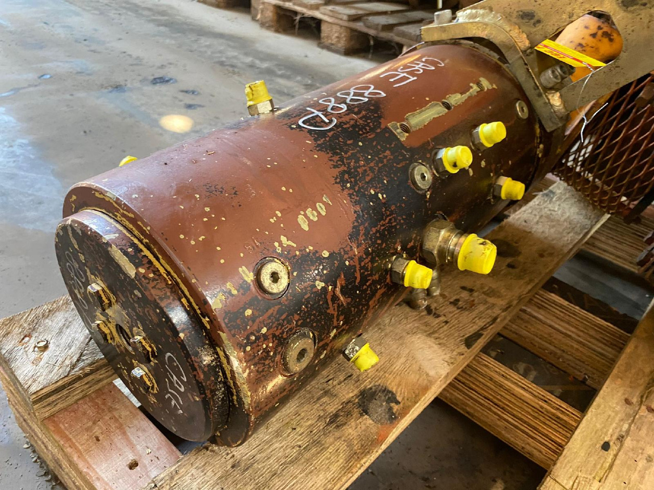 Case 888 P - Pièces de rechange pour Engins de chantier: photos 4 Case 888 P - Pièces de rechange pour Engins de chantier: photos 4