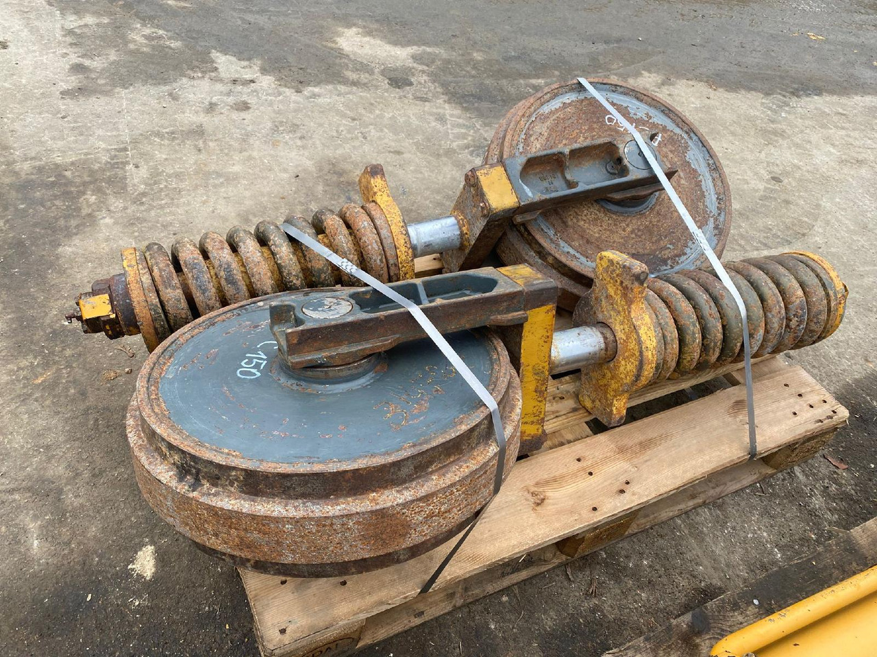 Komatsu PC 150 - Pièces de rechange pour Pelle sur chenille: photos 1 Komatsu PC 150 - Pièces de rechange pour Pelle sur chenille: photos 1