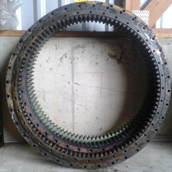 Sennebogen ZR - Couronne d'orientation pour Engins de chantier: photos 1 Sennebogen ZR - Couronne d'orientation pour Engins de chantier: photos 1