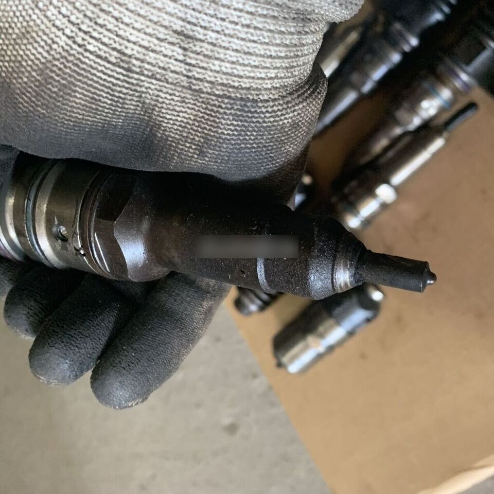 Bosch 0414701006 IVECO Stralis truck - Injecteur pour Camion: photos 5 Bosch 0414701006 IVECO Stralis truck - Injecteur pour Camion: photos 5