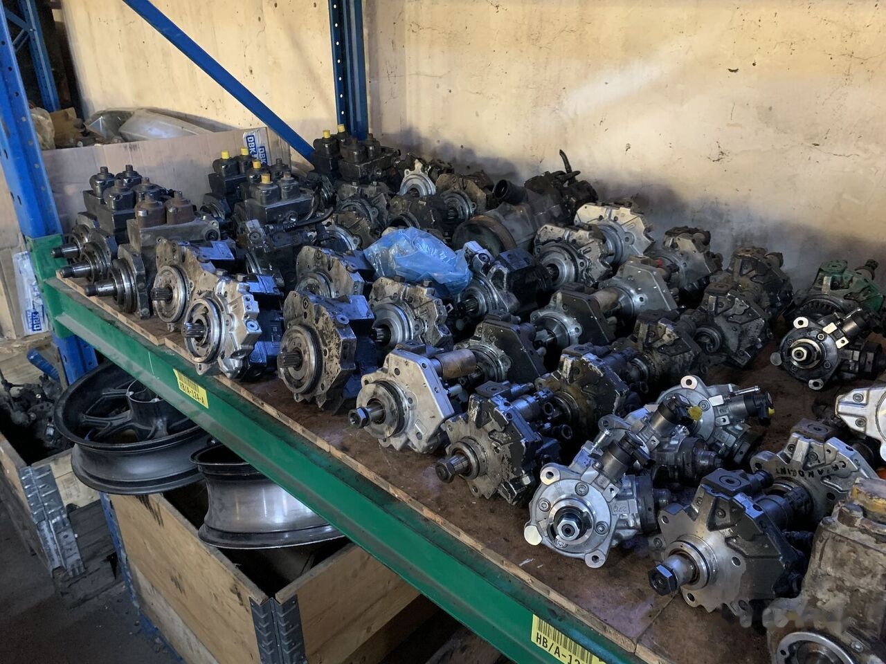 Bosch 0445120420 MAN TGX-S truck - Injecteur pour Camion: photos 3 Bosch 0445120420 MAN TGX-S truck - Injecteur pour Camion: photos 3