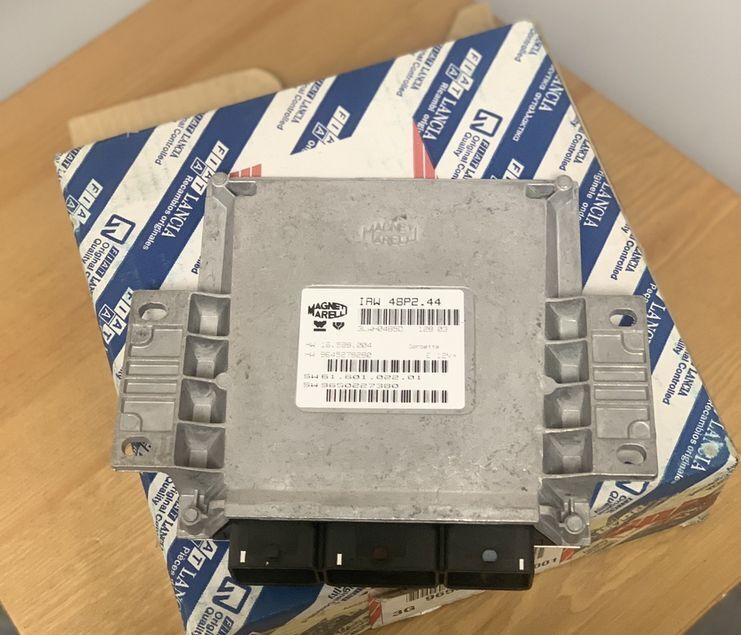 FIAT Ducato Jumper Boxer / PSA 9645278280 for FIAT Citroen Peugeot IAW 48P2.44 / PSA 9645278280 commercial vehicle - Bloc de gestion pour Véhicule utilitaire: photos 2 FIAT Ducato Jumper Boxer / PSA 9645278280 for FIAT Citroen Peugeot IAW 48P2.44 / PSA 9645278280 commercial vehicle - Bloc de gestion pour Véhicule utilitaire: photos 2