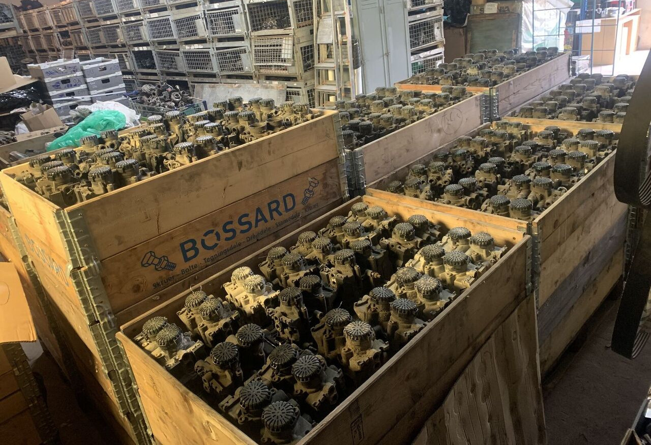 Knorr-Bremse TEBS ES2060 K019312 Knorr-Bremse - Valve de frein pour Remorque: photos 2 Knorr-Bremse TEBS ES2060 K019312 Knorr-Bremse - Valve de frein pour Remorque: photos 2