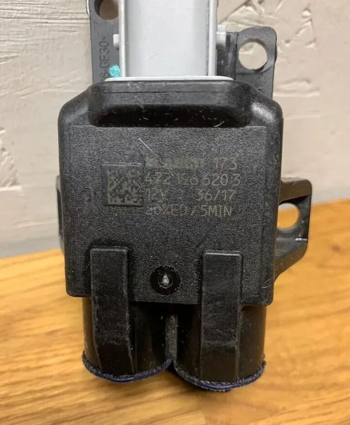 WABCO Nowy Zawór Zabezpieczający Cewka Modulatora ABS 4721966203 12 V 4721966203 - Valve de frein pour Camion: photos 1 WABCO Nowy Zawór Zabezpieczający Cewka Modulatora ABS 4721966203 12 V 4721966203 - Valve de frein pour Camion: photos 1