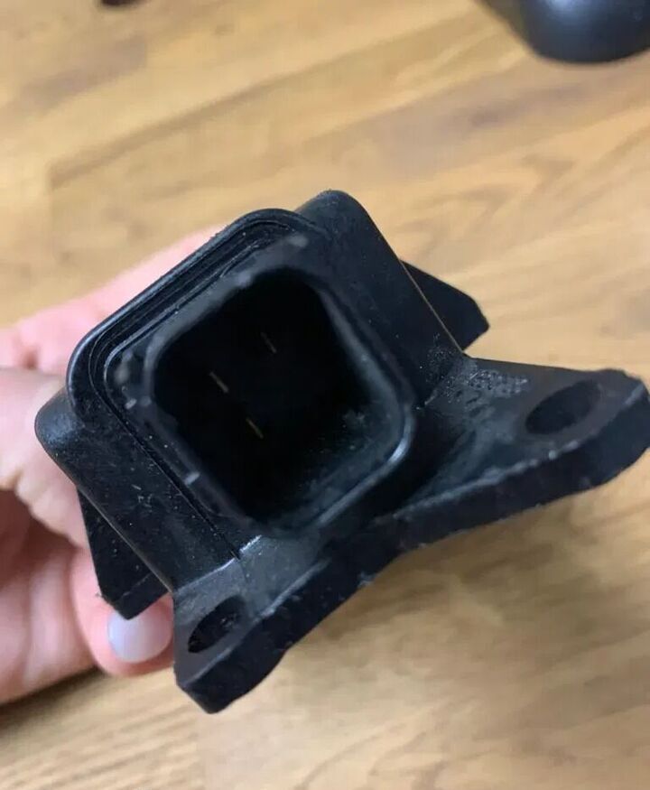 Zawór Zabezpieczający Cewka Modulatora ABS WABCO 4721266003 24 V 4721266003 - Valve de frein pour Camion: photos 3 Zawór Zabezpieczający Cewka Modulatora ABS WABCO 4721266003 24 V 4721266003 - Valve de frein pour Camion: photos 3