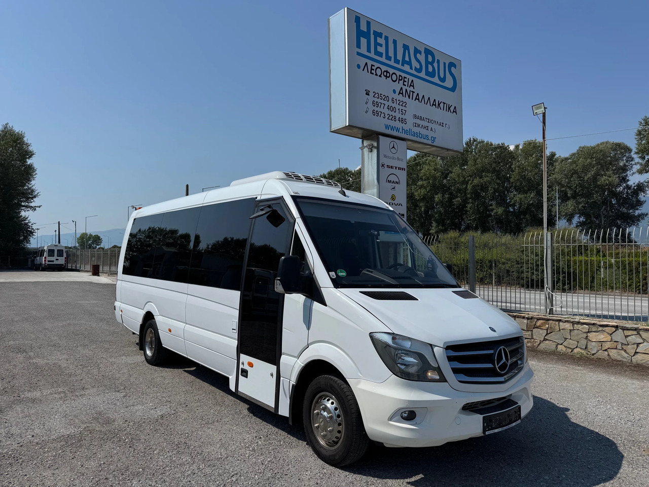 MERCEDES-BENZ SPRINTER 519 CDI - Autocar: photos 1 MERCEDES-BENZ SPRINTER 519 CDI - Autocar: photos 1