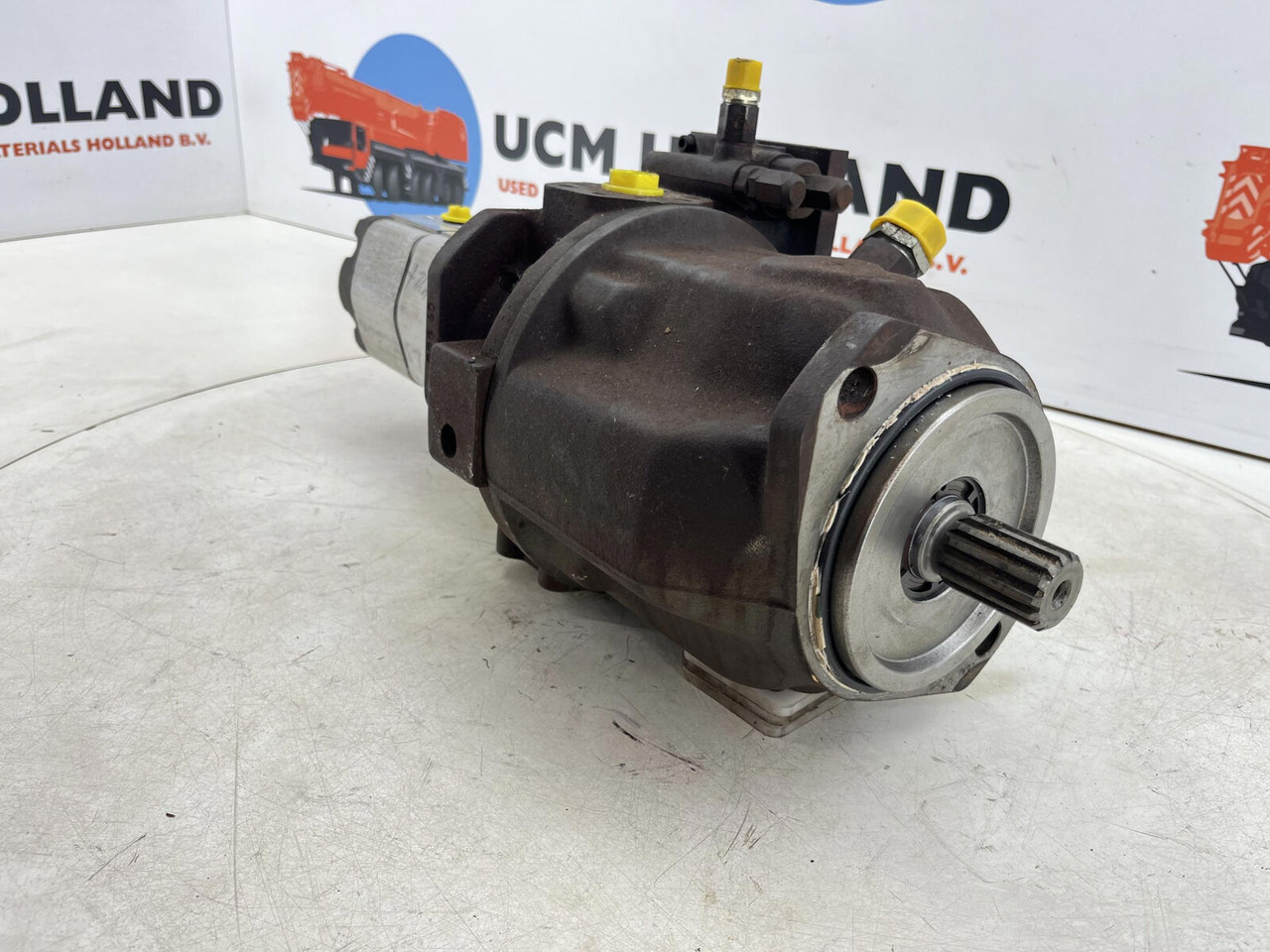 Compact truck CT.2 Axial piston pump - Pompe hydraulique pour Grue mobile: photos 1 Compact truck CT.2 Axial piston pump - Pompe hydraulique pour Grue mobile: photos 1