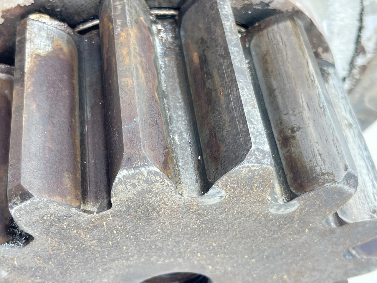 Moteur de rotation pour Grue mobile FAUN ATF 50-3 slewing gear: photos 8 Moteur de rotation pour Grue mobile FAUN ATF 50-3 slewing gear: photos 8