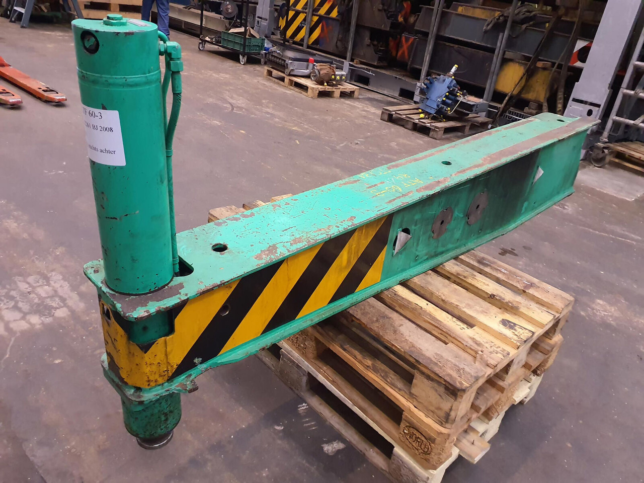 FAUN ATF 60-3 rear outrigger beam - Suspension pour Grue mobile: photos 2 FAUN ATF 60-3 rear outrigger beam - Suspension pour Grue mobile: photos 2