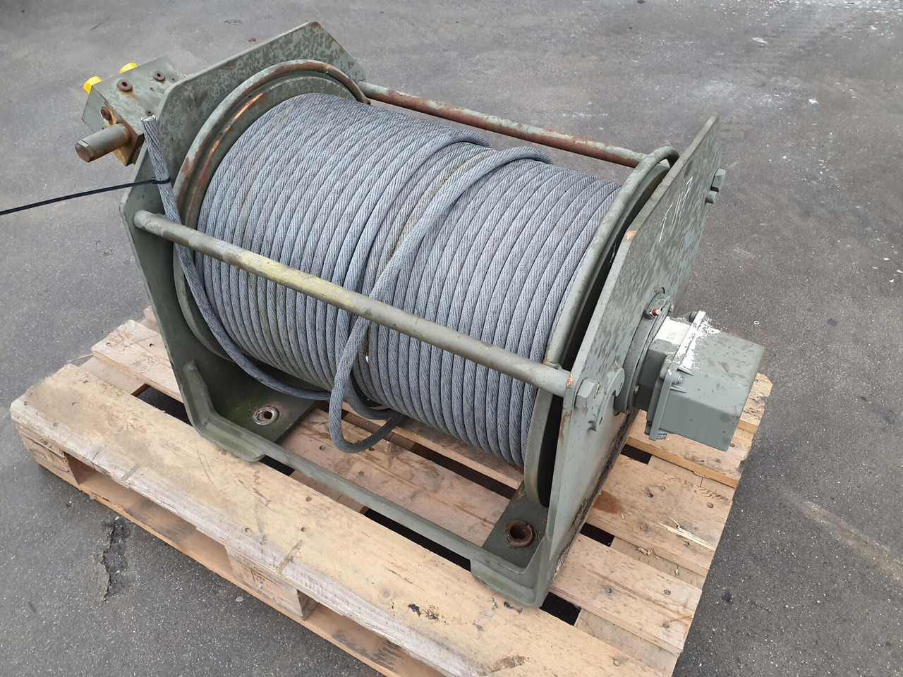 FAUN RTF 25-2 hoist gear HK 075 - Treuil pour Grue mobile: photos 3 FAUN RTF 25-2 hoist gear HK 075 - Treuil pour Grue mobile: photos 3