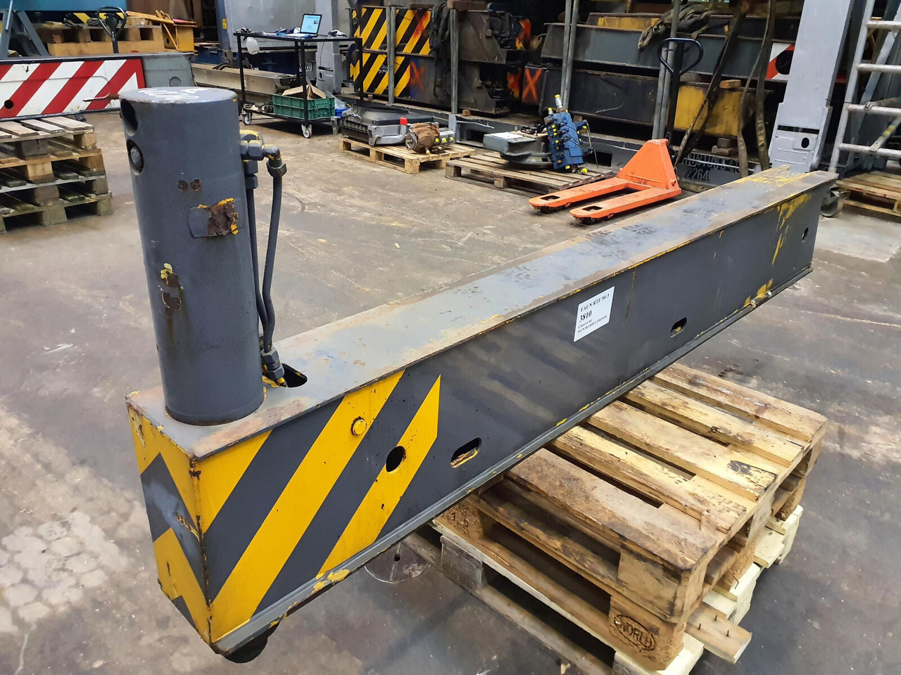 FAUN RTF 50-3 outrigger beam front complete - Suspension pour Grue: photos 2 FAUN RTF 50-3 outrigger beam front complete - Suspension pour Grue: photos 2