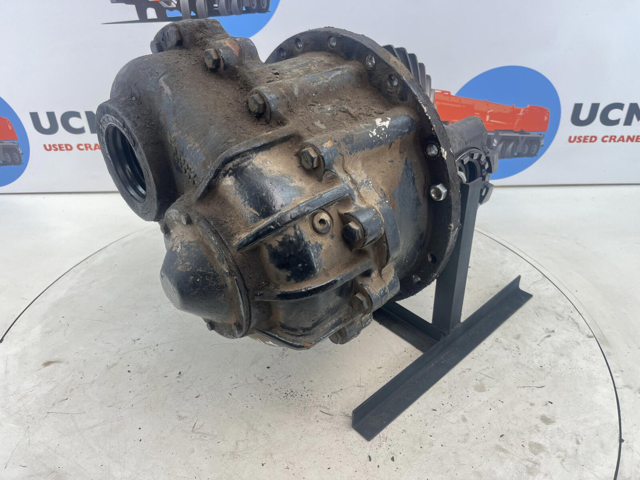 Gottwald mid differential 14x34 axle 4 - Différentiel pour Grue: photos 4 Gottwald mid differential 14x34 axle 4 - Différentiel pour Grue: photos 4