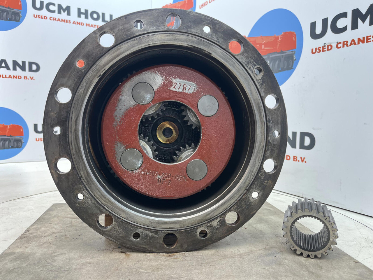 Grove AT 633 planetary gear 22-25-74-38-4pl-H137-46 - Transmission pour Grue mobile: photos 4 Grove AT 633 planetary gear 22-25-74-38-4pl-H137-46 - Transmission pour Grue mobile: photos 4