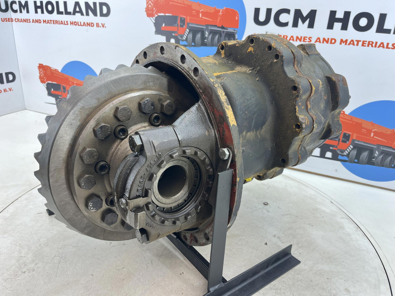 Grove AT 880 axle 3 drive through diff 13x35 - Différentiel pour Grue mobile: photos 2 Grove AT 880 axle 3 drive through diff 13x35 - Différentiel pour Grue mobile: photos 2