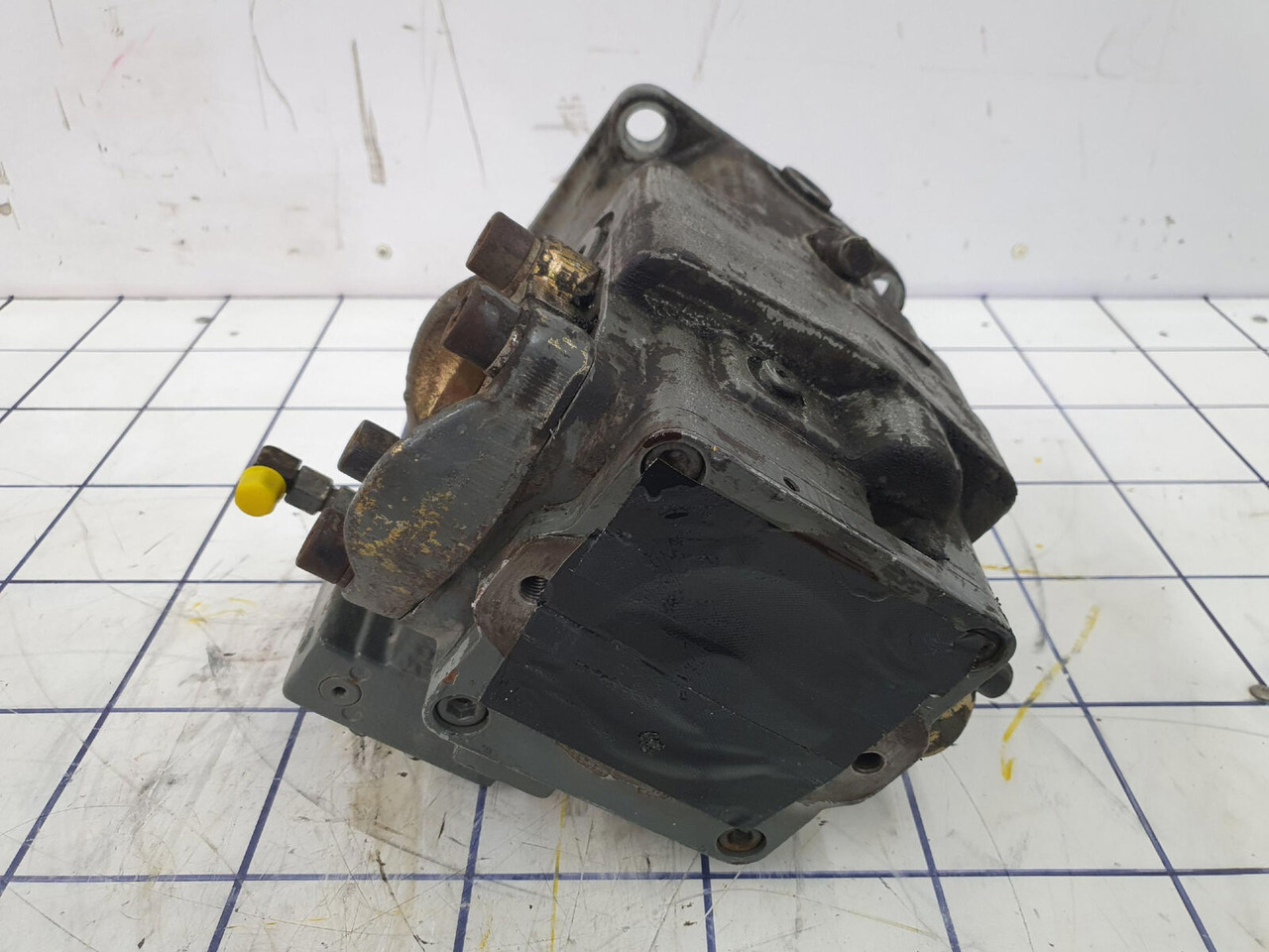 Grove GMK 2035 VARIABLE DISPLACEMENT PUMP - Pompe hydraulique pour Grue mobile: photos 5 Grove GMK 2035 VARIABLE DISPLACEMENT PUMP - Pompe hydraulique pour Grue mobile: photos 5