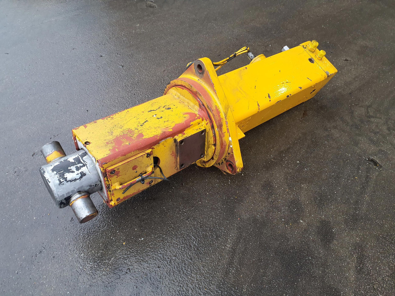 Grove GMK 3050 counterweight cylinder - Vérin hydraulique pour Grue mobile: photos 3 Grove GMK 3050 counterweight cylinder - Vérin hydraulique pour Grue mobile: photos 3