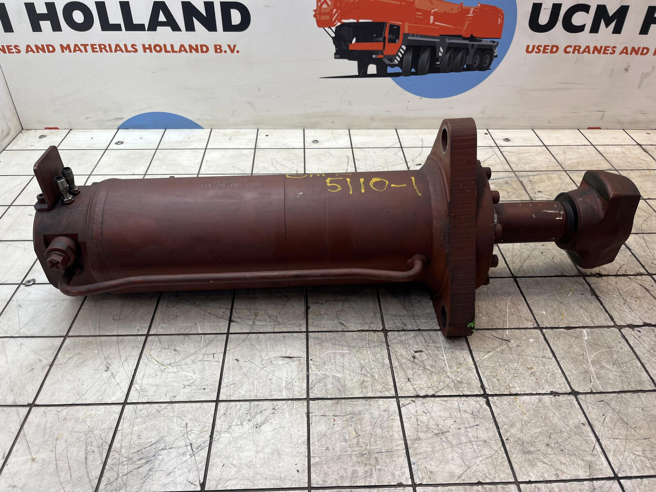 Grove GMK counterweight cylinder - Vérin hydraulique pour Grue mobile: photos 3 Grove GMK counterweight cylinder - Vérin hydraulique pour Grue mobile: photos 3