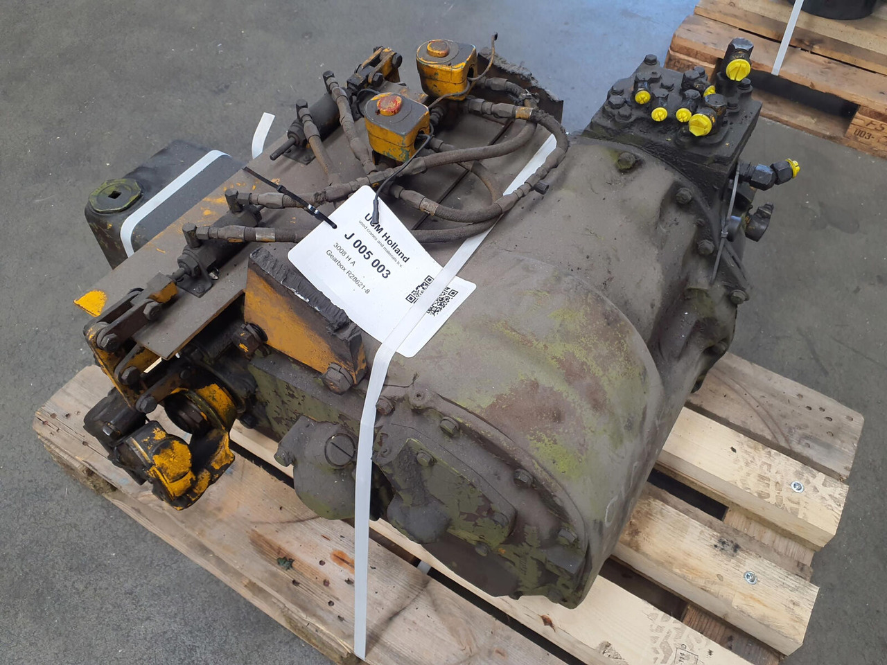 Grove RT 65S Gearbox Clark R28621-8 - Boîte de vitesse pour Grue mobile: photos 3 Grove RT 65S Gearbox Clark R28621-8 - Boîte de vitesse pour Grue mobile: photos 3