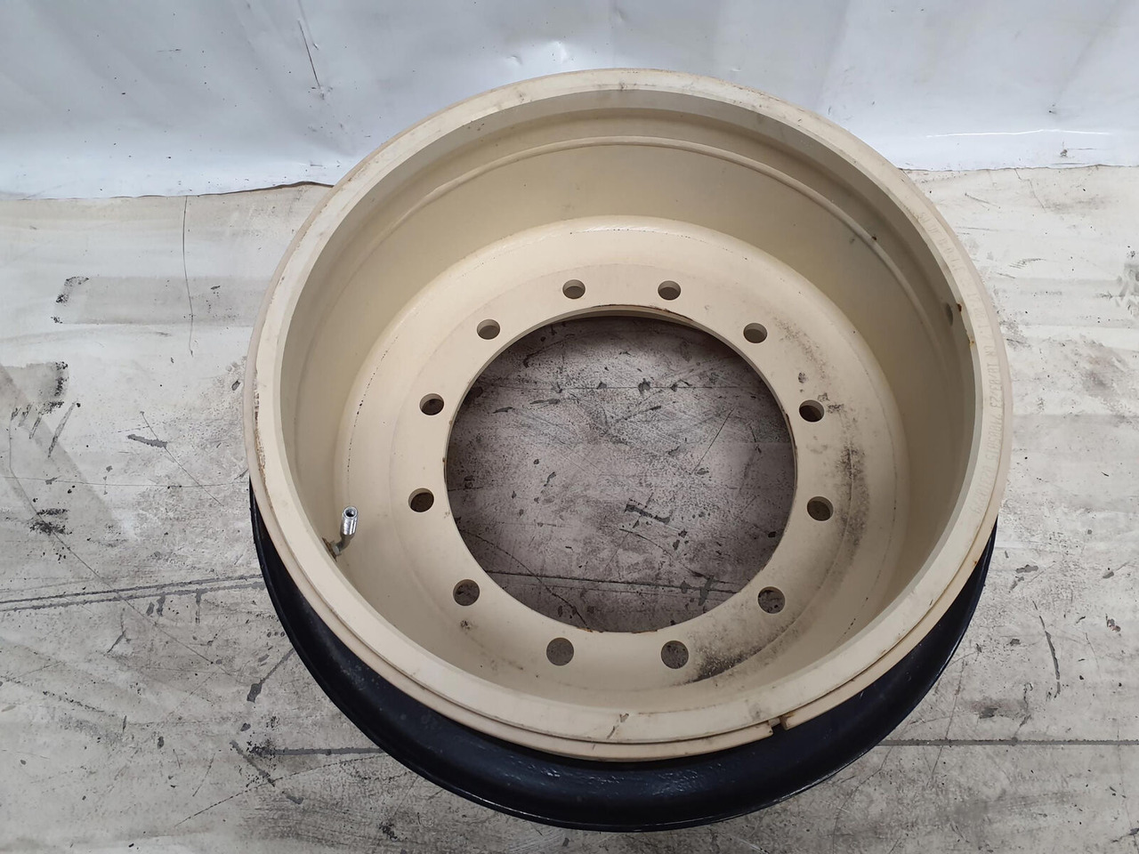 Grove Rim 525/80R25 12 20.5 3p - Jante pour Grue: photos 2 Grove Rim 525/80R25 12 20.5 3p - Jante pour Grue: photos 2