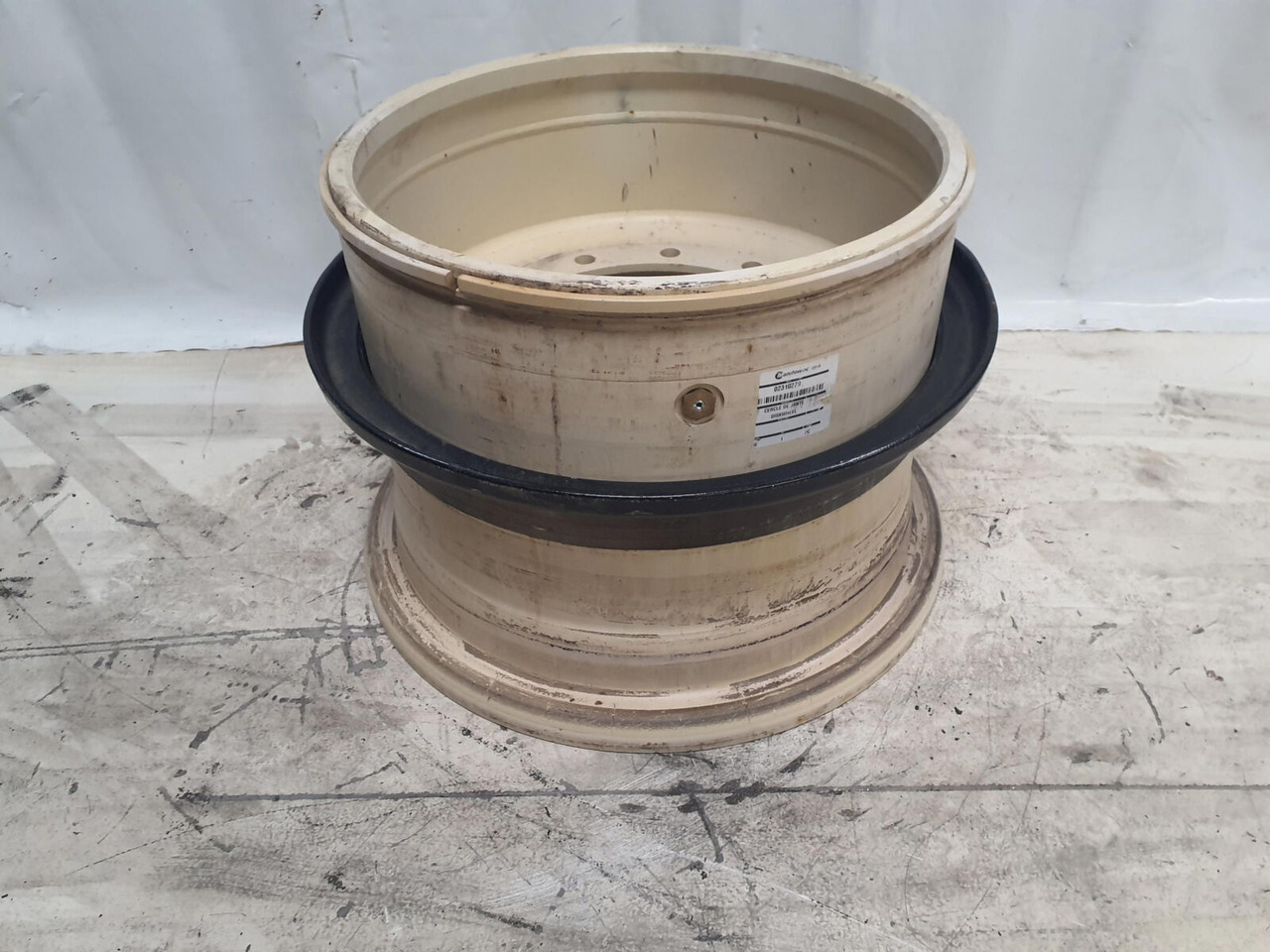 Grove Rim 525/80R25 12 20.5 3p - Jante pour Grue: photos 3 Grove Rim 525/80R25 12 20.5 3p - Jante pour Grue: photos 3