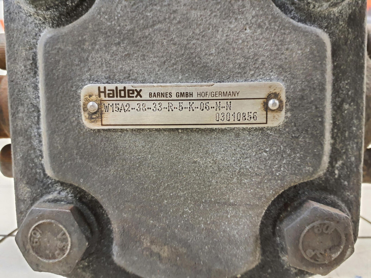 Haldex Haldex Barnes dual gear pump - Pompe hydraulique pour Grue: photos 5 Haldex Haldex Barnes dual gear pump - Pompe hydraulique pour Grue: photos 5