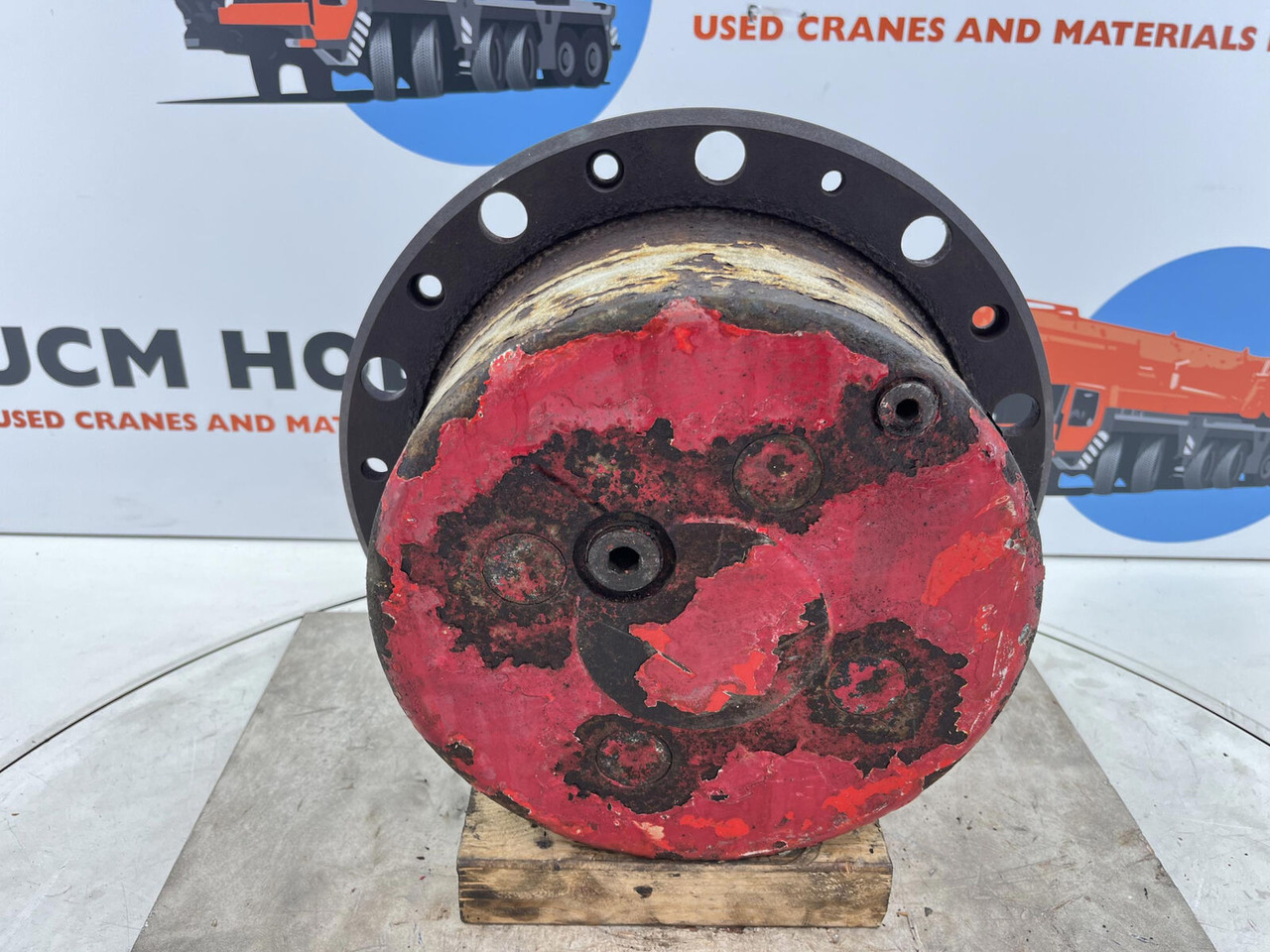 Kessler planetary gear 21-21-63-40-4pl-H140-46 - Moteur de translation pour Grue: photos 1 Kessler planetary gear 21-21-63-40-4pl-H140-46 - Moteur de translation pour Grue: photos 1