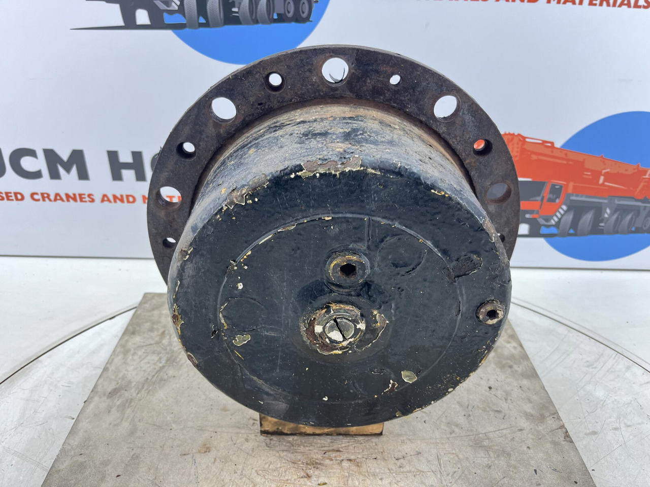 Krupp 70 GMT planetary gear 21-21-63-40-3pl-H135-46 - Moteur de translation pour Grue mobile: photos 1 Krupp 70 GMT planetary gear 21-21-63-40-3pl-H135-46 - Moteur de translation pour Grue mobile: photos 1